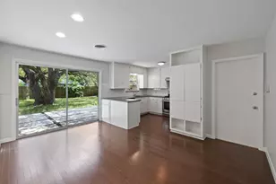 2015 Fair Oaks Dr, Austin, TX 78745 - Photo 13