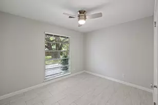 2015 Fair Oaks Dr, Austin, TX 78745 - Photo 27