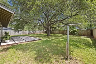 2015 Fair Oaks Dr, Austin, TX 78745 - Photo 35