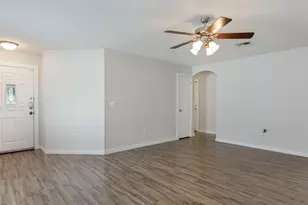 1429 Poppy Seed Ln, Austin, TX 78741 - Photo 3