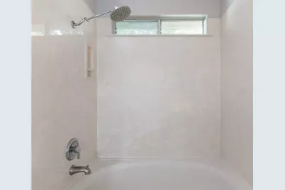 1429 Poppy Seed Lane, Austin, TX 78741 - Photo 17