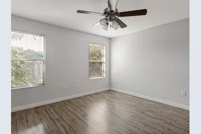 1429 Poppy Seed Lane, Austin, TX 78741 - Photo 15