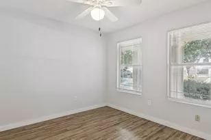 1429 Poppy Seed Ln, Austin, TX 78741 - Photo 19