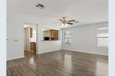 1429 Poppy Seed Lane, Austin, TX 78741 - Photo 5