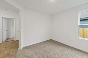 244 Flora Vista St, San Marcos, TX 78666 - Photo 9