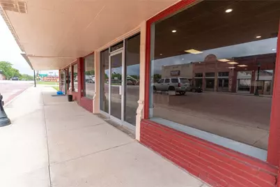 110 E Clark Street E, Bartlett, TX 76511 - Photo 17