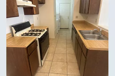 2602 S Bagdad Road #B, Leander, TX 78641 - Photo 7