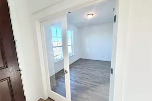 132 Royal Fern Rd Rd, Hutto, TX 78634 - Photo 3