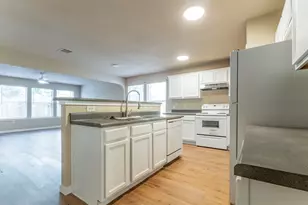 7106 Thannas Way, Austin, TX 78744 - Photo 5