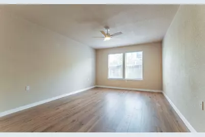 7106 Thannas Way, Austin, TX 78744 - Photo 7