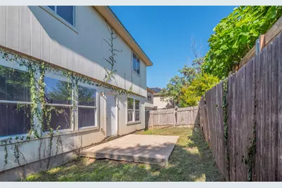 7106 Thannas Way, Austin, TX 78744 - Photo 23