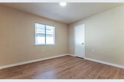 7106 Thannas Way, Austin, TX 78744 - Photo 11
