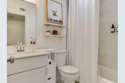 710 W 34th Street #207, Austin, TX 78705 - Photo 7