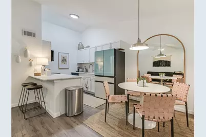 710 W 34th Street #207, Austin, TX 78705 - Photo 1