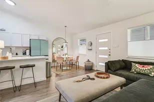 710 W 34th St, Austin, TX 78705 - Photo 3