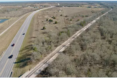 2747 21 E Highway E, Paige, TX 78659 - Photo 9