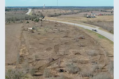 2747 21 E Highway E, Paige, TX 78659 - Photo 7