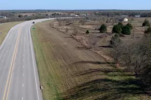 2747 21 E Hwy E, Paige, TX 78659 - Photo 1