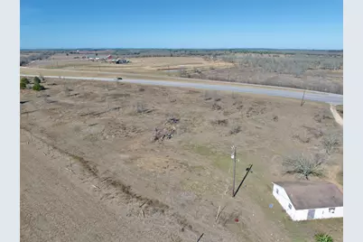 2747 21 E Highway E, Paige, TX 78659 - Photo 5