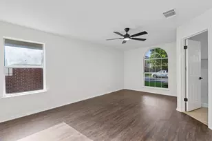 1123 Thackeray Ln, Pflugerville, TX 78660 - Photo 11