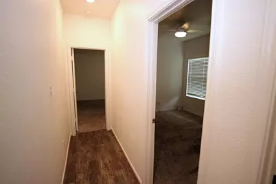 299 Emerald Green Trail, Buda, TX 78610 - Photo 19