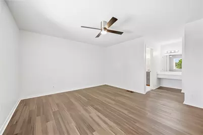 2806 Skyway Circle #101, Austin, TX 78704 - Photo 17
