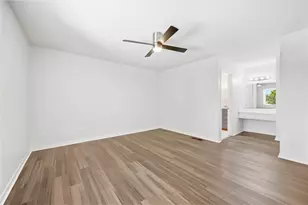 2806 Skyway Cir, Austin, TX 78704 - Photo 17