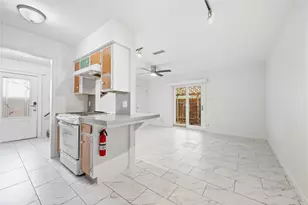 2806 Skyway Cir, Austin, TX 78704 - Photo 15