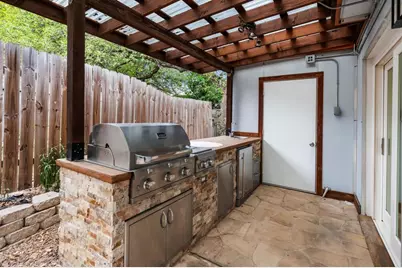 2806 Skyway Circle #101, Austin, TX 78704 - Photo 35