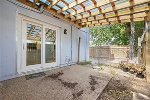 2806 Skyway Cir, Austin, TX 78704 - Photo 25