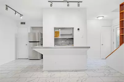 2806 Skyway Circle #101, Austin, TX 78704 - Photo 13