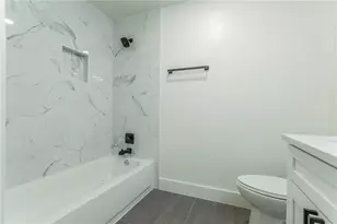 601 E 50th St, Austin, TX 78751 - Photo 7
