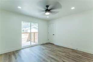 601 E 50th St, Austin, TX 78751 - Photo 11