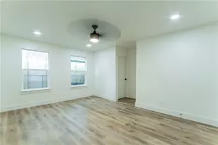 601 E 50th St, Austin, TX 78751 - Photo 5