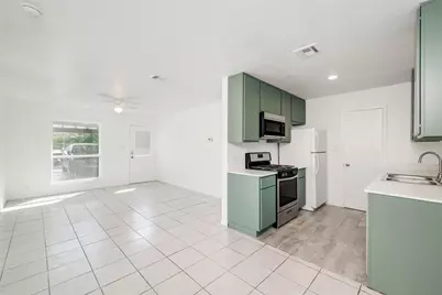 3304 Dolphin Cove #A, Austin, TX 78704 - Photo 3