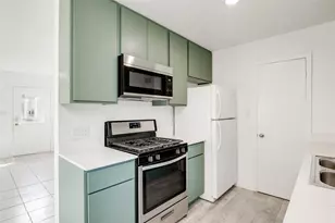 3304 Dolphin Cove, Austin, TX 78704 - Photo 5