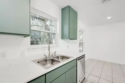 3304 Dolphin Cove #A, Austin, TX 78704 - Photo 9