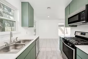 3304 Dolphin Cove, Austin, TX 78704 - Photo 7