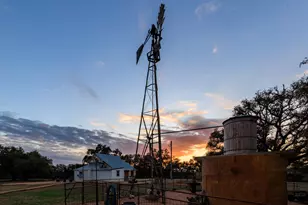 888 Dietrich Rd, Fredericksburg, TX 78624 - Photo 27