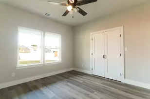 329 String Pr Wy, Smithville, TX 78957 - Photo 29