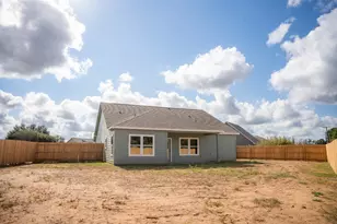 329 String Pr Wy, Smithville, TX 78957 - Photo 33