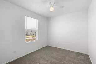 424 Marty Allen Loop, Jarrell, TX 76537 - Photo 23