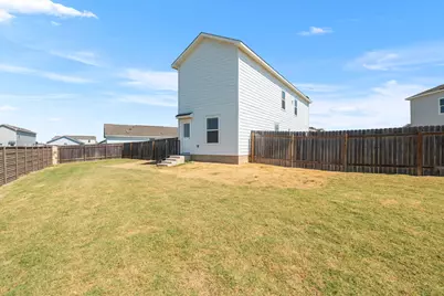 424 Marty Allen Loop, Jarrell, TX 76537 - Photo 9