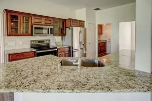 460 Tahitian Dr, Bastrop, TX 78602 - Photo 15