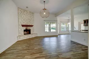 460 Tahitian Dr, Bastrop, TX 78602 - Photo 9