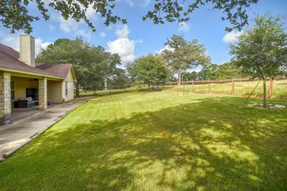 460 Tahitian Drive, Bastrop, TX 78602 - Photo 37