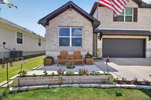 411 Palo Brea Loop, Hutto, TX 78634 - Photo 3