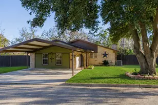 1603 Alcoa Ave, Rockdale, TX 76567 - Photo 1