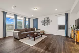 209 Sage Derby Dr, Hutto, TX 78634 - Photo 9