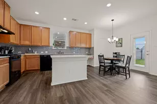 209 Sage Derby Dr, Hutto, TX 78634 - Photo 13